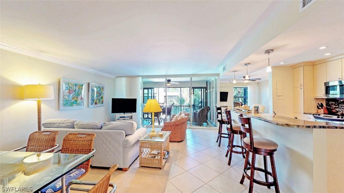 2721 W Gulf Dr. #210, Sanibel, FL 33957