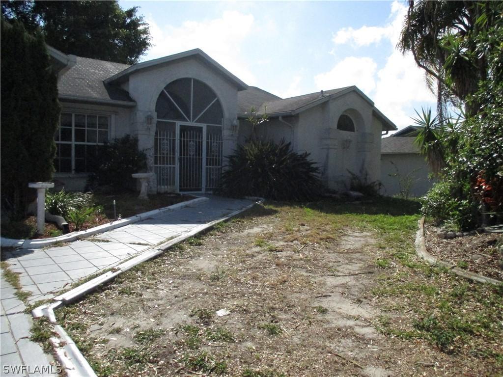 821 SW 4th Ave., Cape Coral, FL 33991