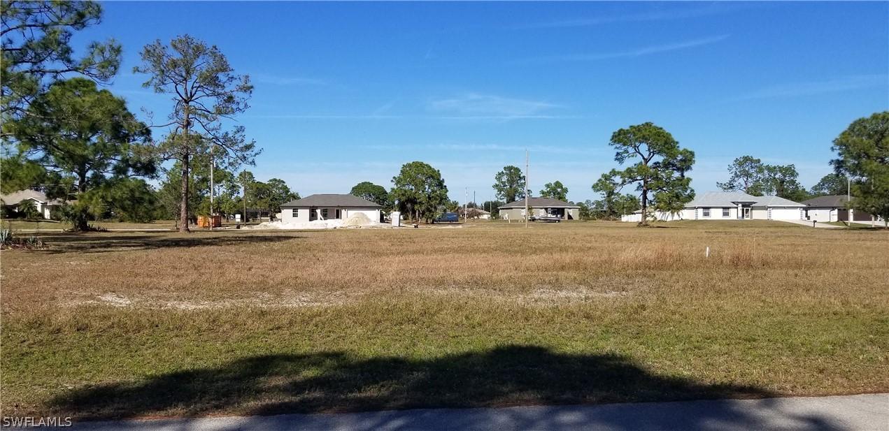 2711 NW 20th Ter., Cape Coral, FL 33993