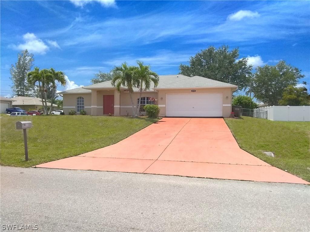 2726 SW 3rd Pl., Cape Coral, FL 33914