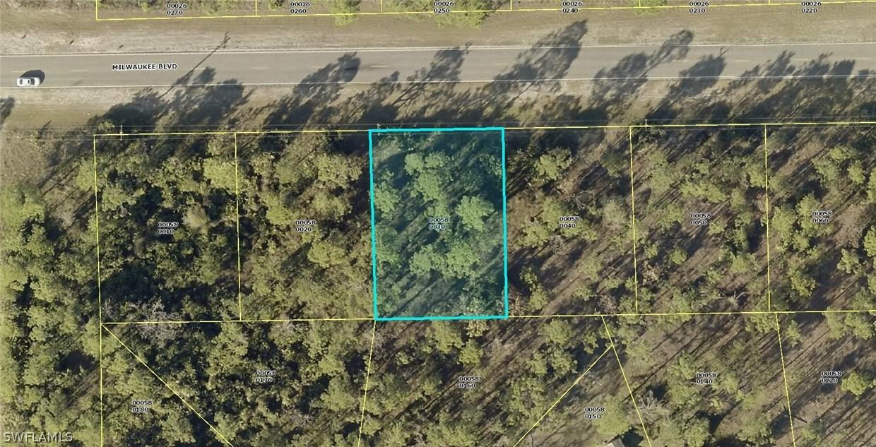 906 Milwaukee Blvd., Lehigh Acres, FL 33974