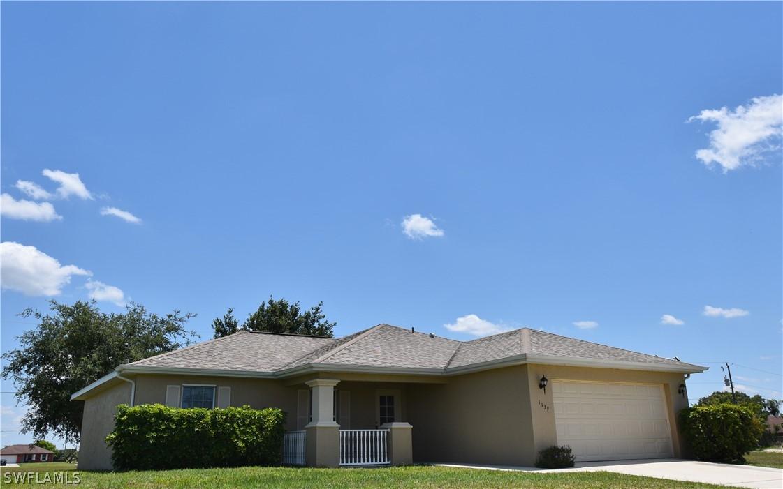 1139 NW 2nd Ave., Cape Coral, FL 33993