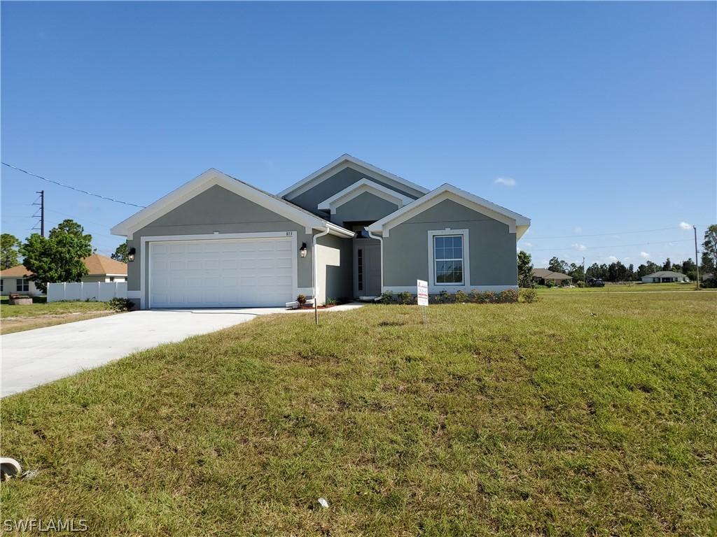 813 NE 43rd Ln., Cape Coral, FL 33909
