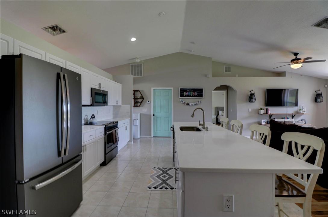 2519 NW 7th St., Cape Coral, FL 33993