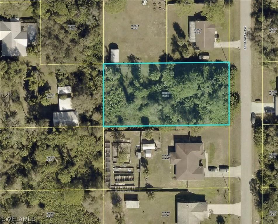 419 Broadway Ave., Lehigh Acres, FL 33972