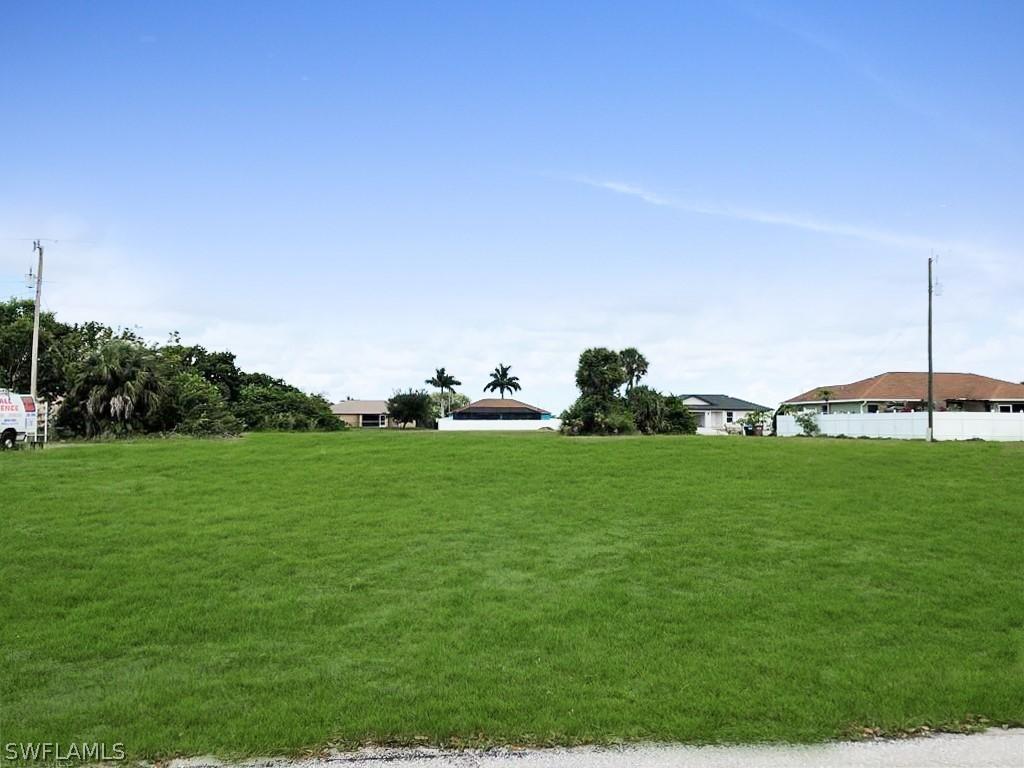 2732 NE 7th Ave., Cape Coral, FL 33909