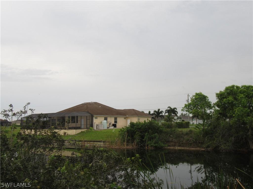 1016 NW 18th Ter., Cape Coral, FL 33993