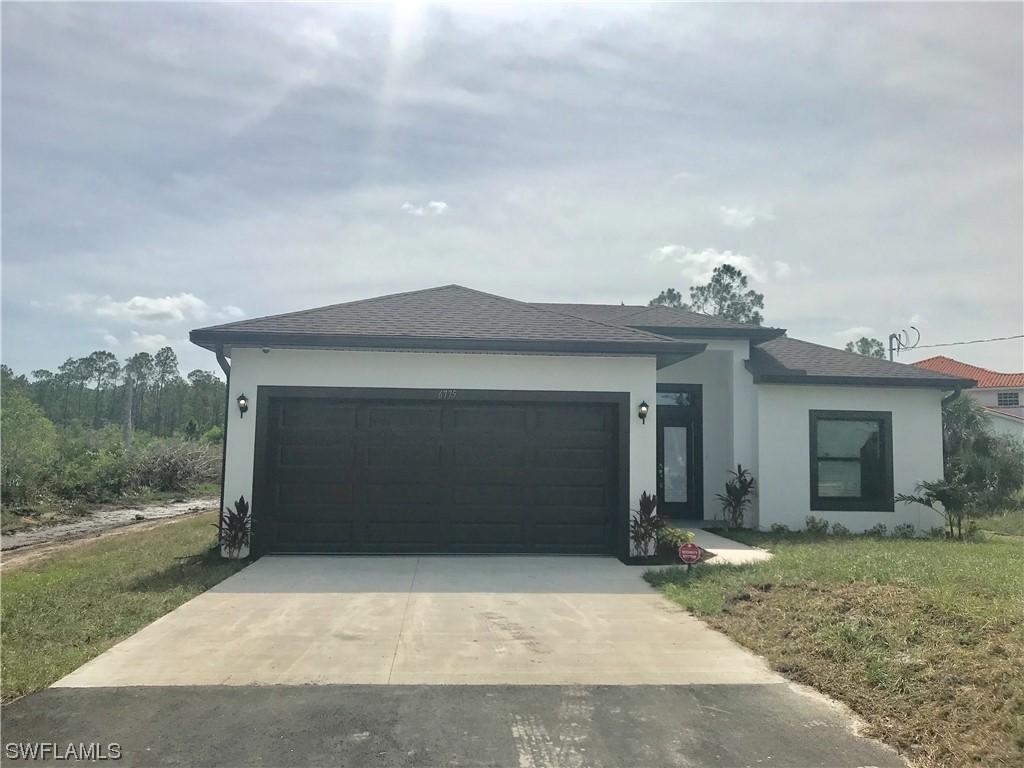 4671 22nd Ave., Naples, FL 34117