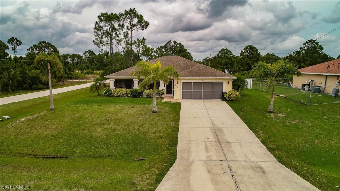 709 Knox Ave., Lehigh Acres, FL 33974