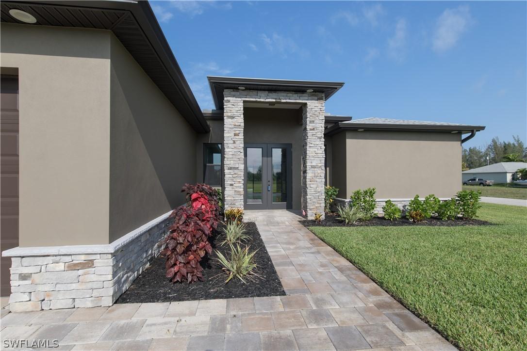 1648 NW 38th Ave., Cape Coral, FL 33993