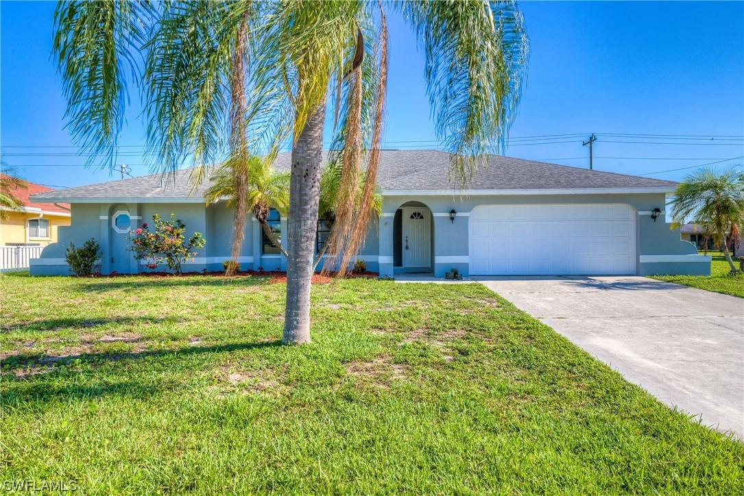 1227 SE 26th Ter., Cape Coral, FL 33904