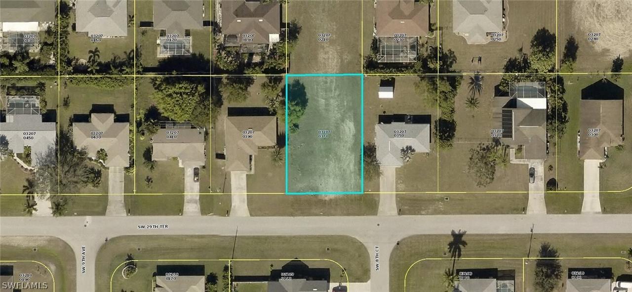 831 SW 29th Ter., Cape Coral, FL 33914
