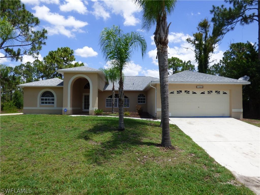 923 Kanuga St., Lehigh Acres, FL 33974