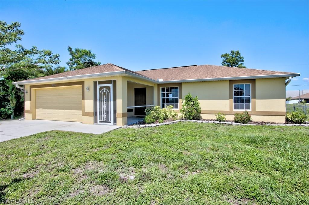 1520 NE 17th Pl., Cape Coral, FL 33909