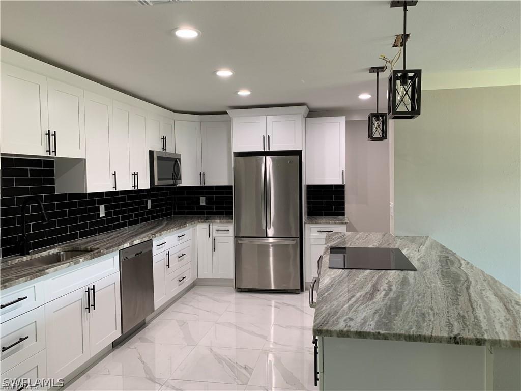 306 Jersey Rd., Lehigh Acres, FL 33936