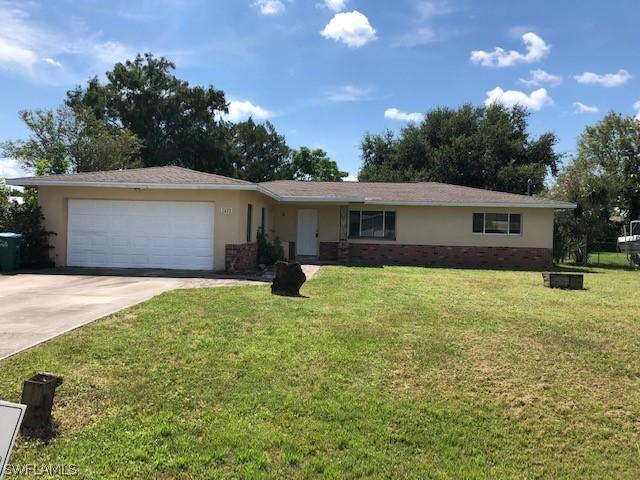 1422 NE 5th Ln., Cape Coral, FL 33909