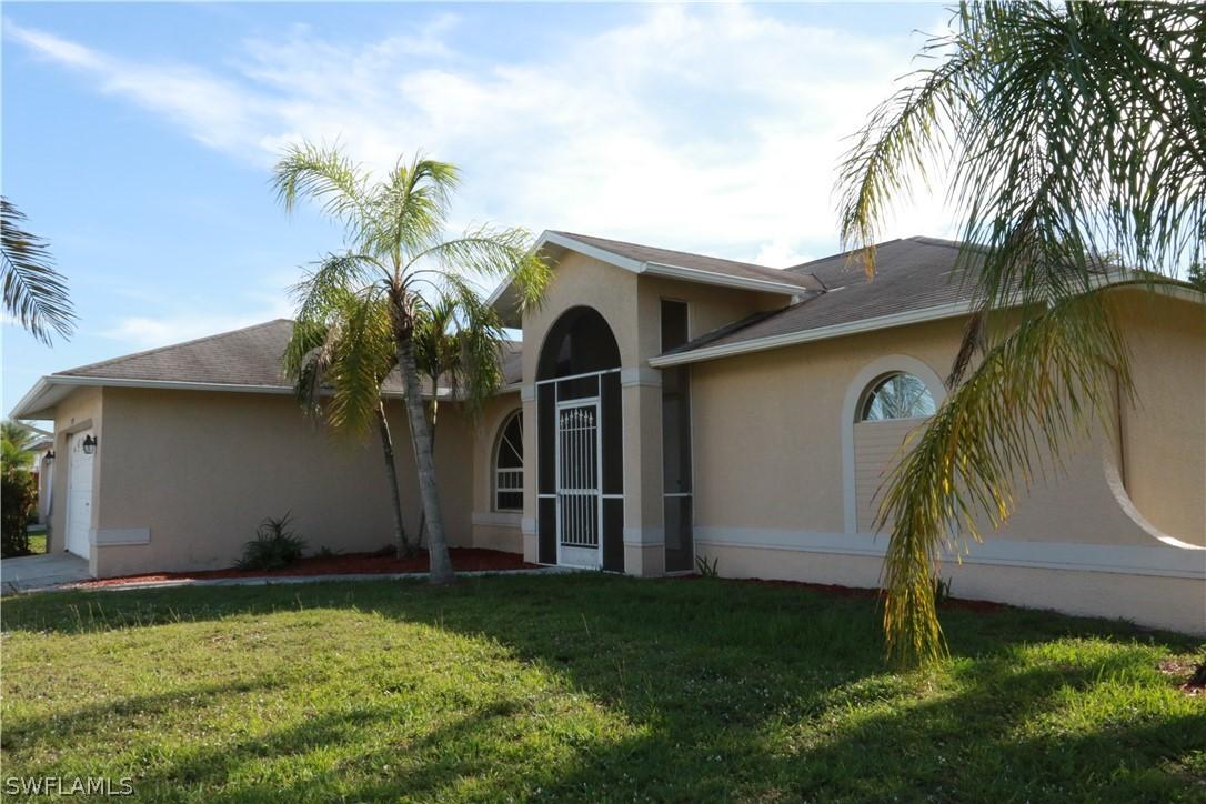 1814 SW 1st Pl., Cape Coral, FL 33991