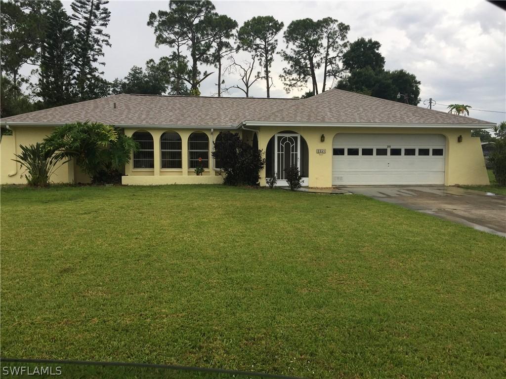 215 Maple Ave., Lehigh Acres, FL 33936