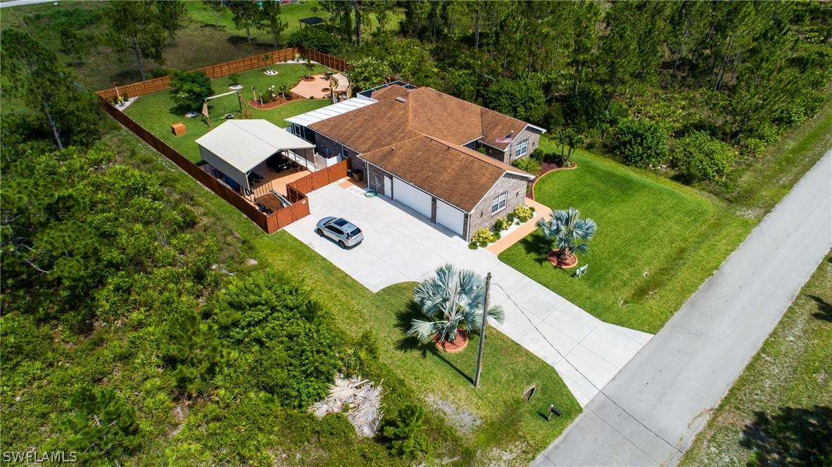 908 Pine Ave., Lehigh Acres, FL 33972