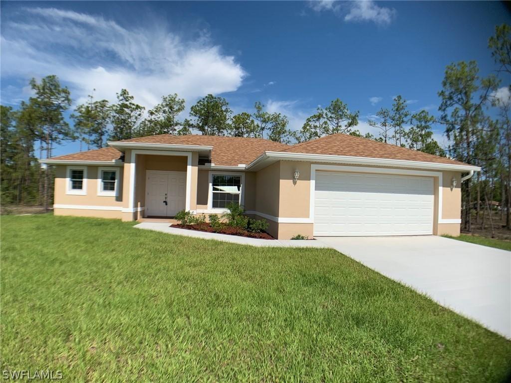 205 Wellington Ave., Lehigh Acres, FL 33936