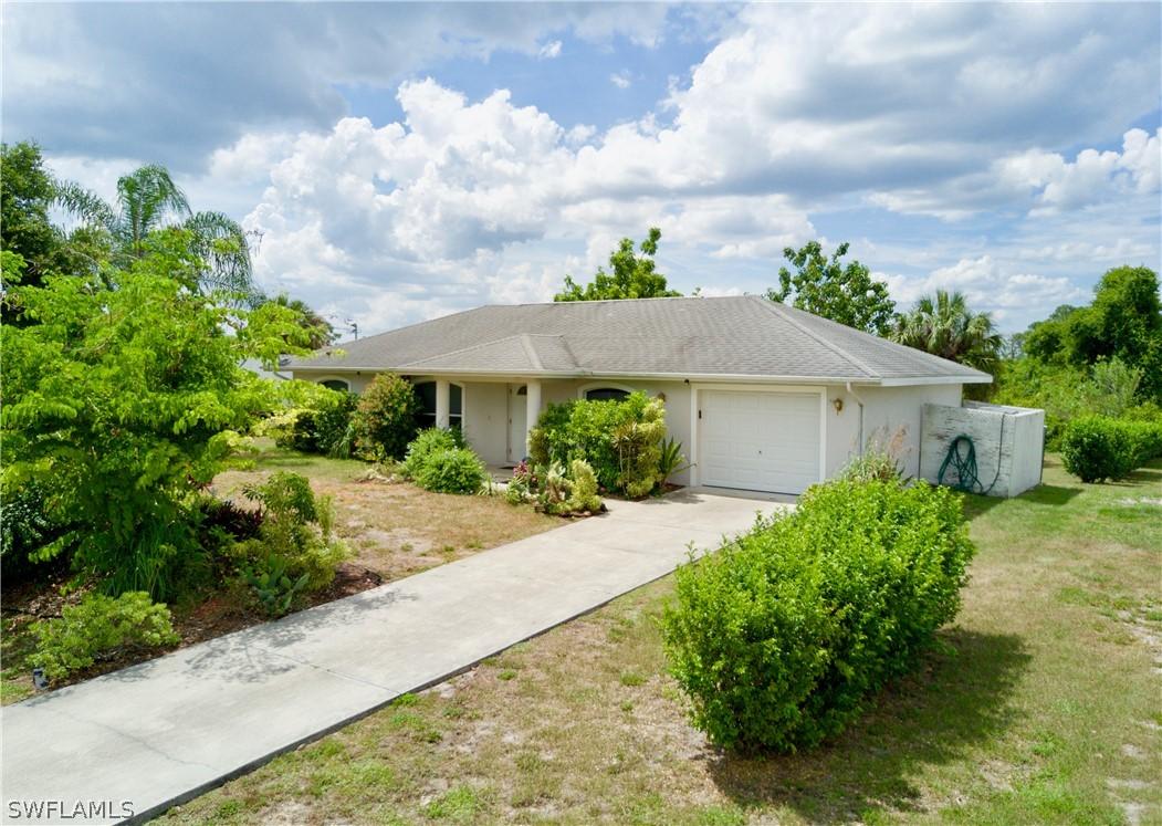 3704 6th St., Lehigh Acres, FL 33971