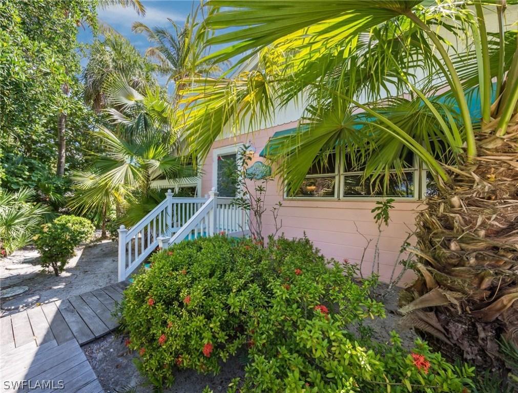 325 E Gulf Dr., Sanibel, FL 33957