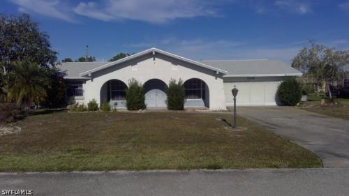 309 Inman St., Lehigh Acres, FL 33936