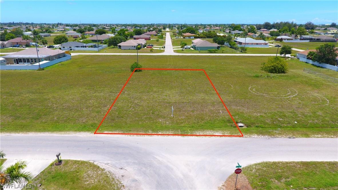 1128 NE 2nd Pl., Cape Coral, FL 33909