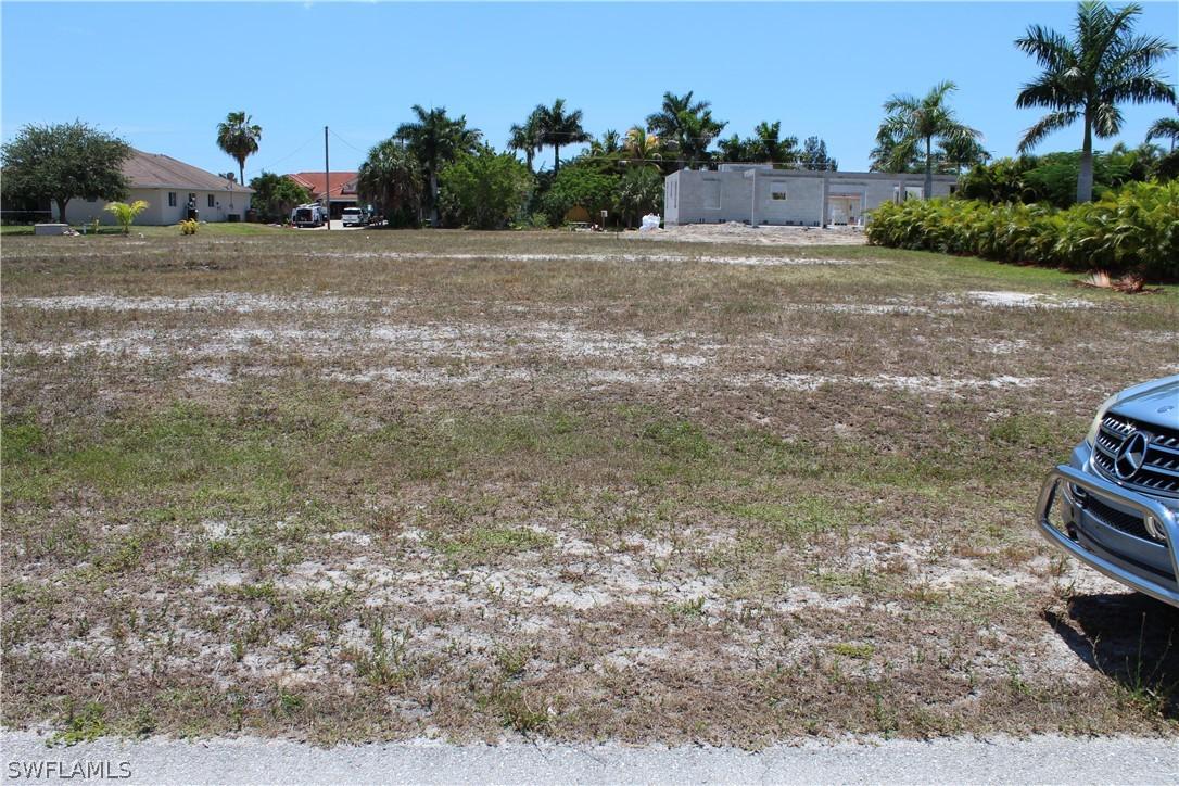 2724 NW 42nd Ave., Cape Coral, FL 33993