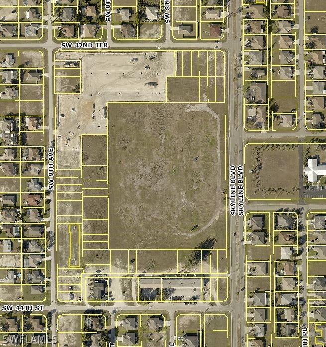 4323 SW 9th Pl., Cape Coral, FL 33914