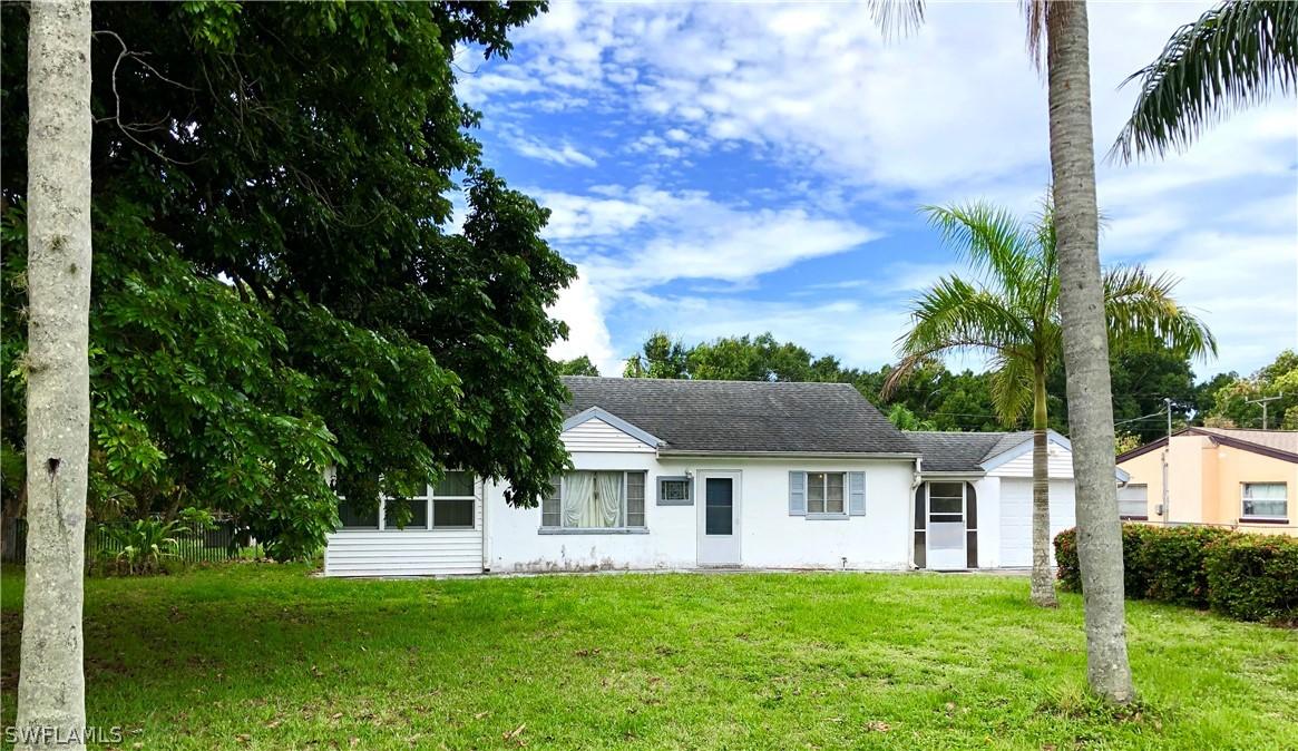 4434 Tuscaloosa St., Fort Myers, FL 33905