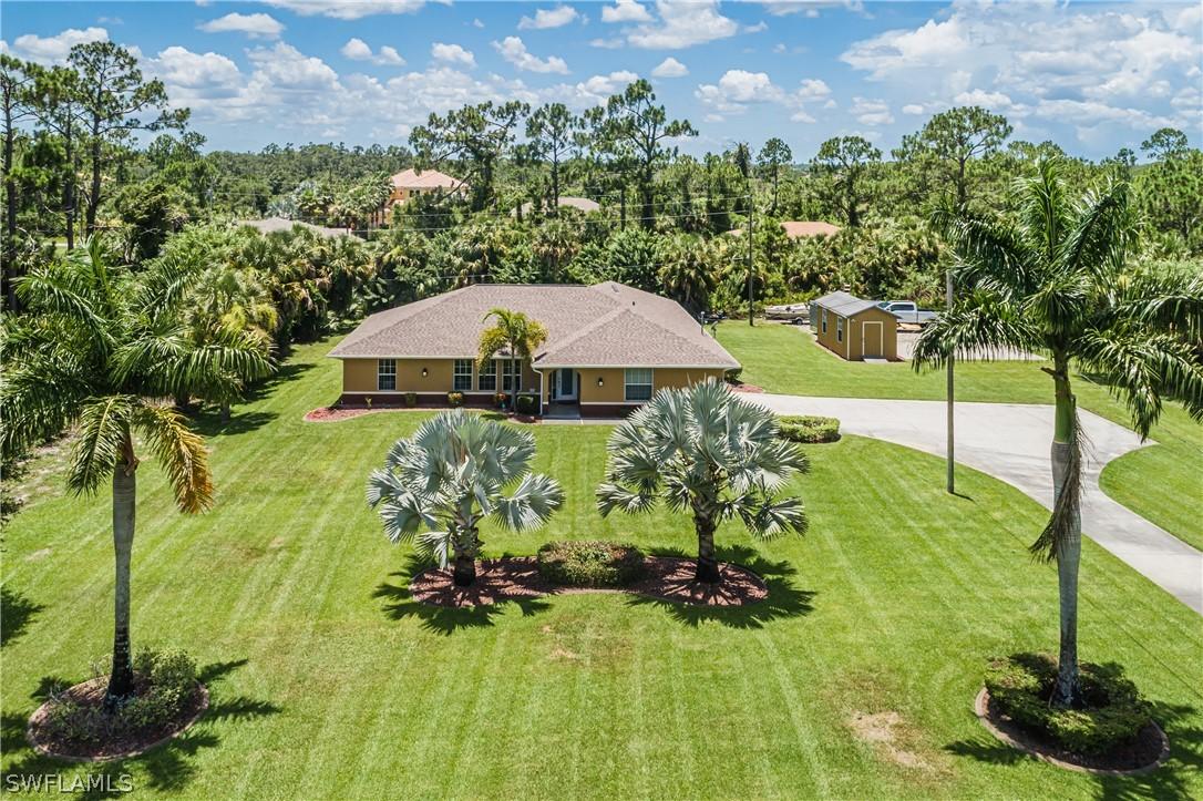621 Henry Ave., Lehigh Acres, FL 33972