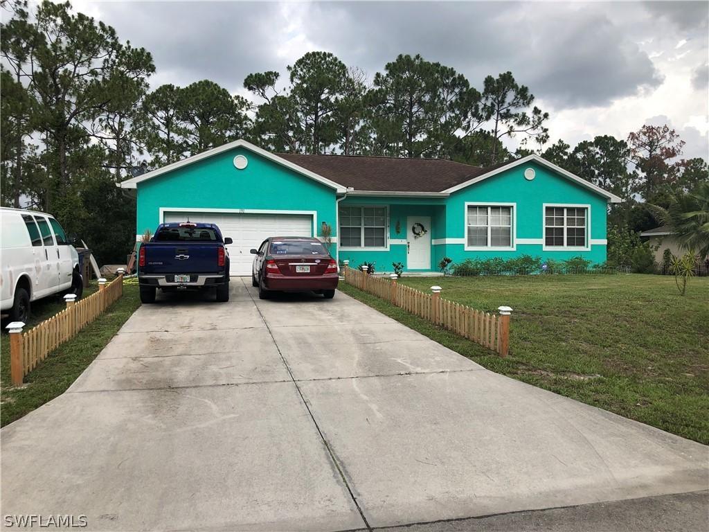 191 Lomax Ave., Lehigh Acres, FL 33974