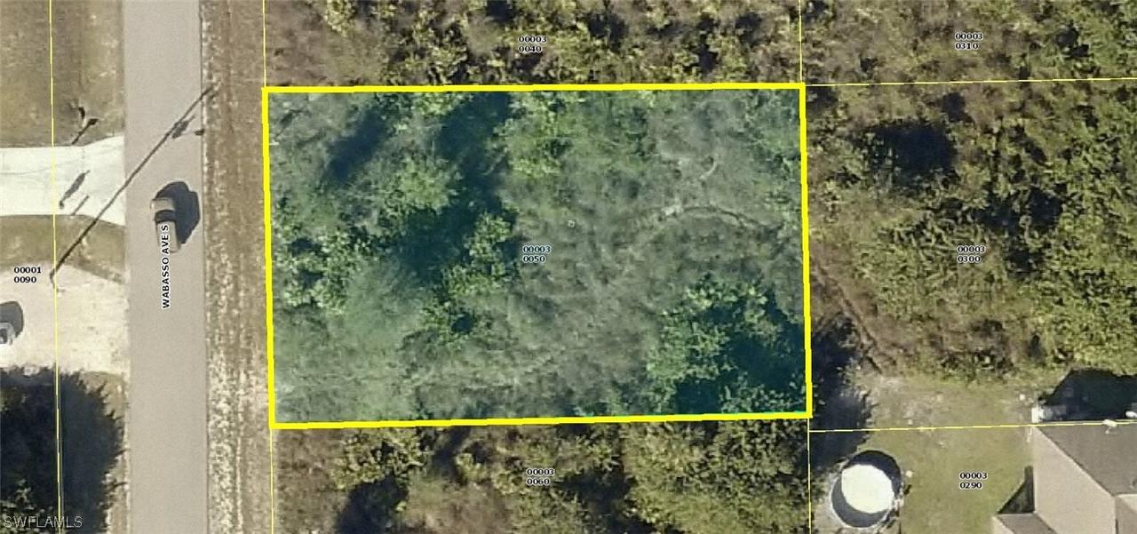 513 Wabasso Ave., Lehigh Acres, FL 33974