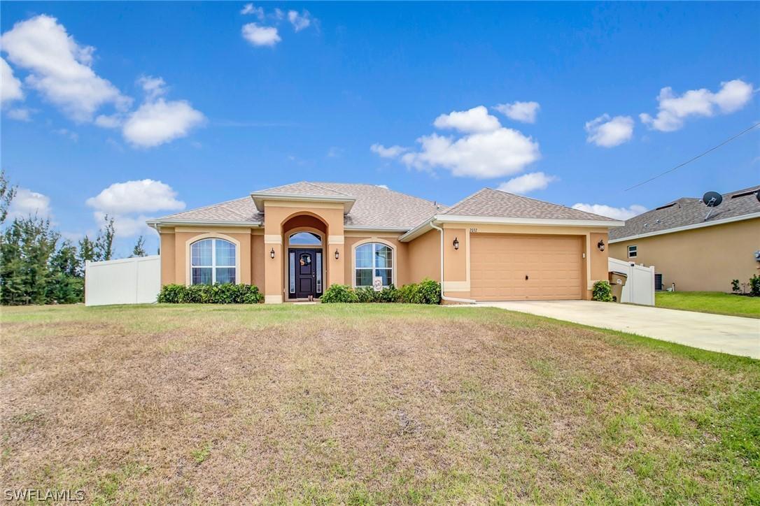 2032 NE 35th St., Cape Coral, FL 33909