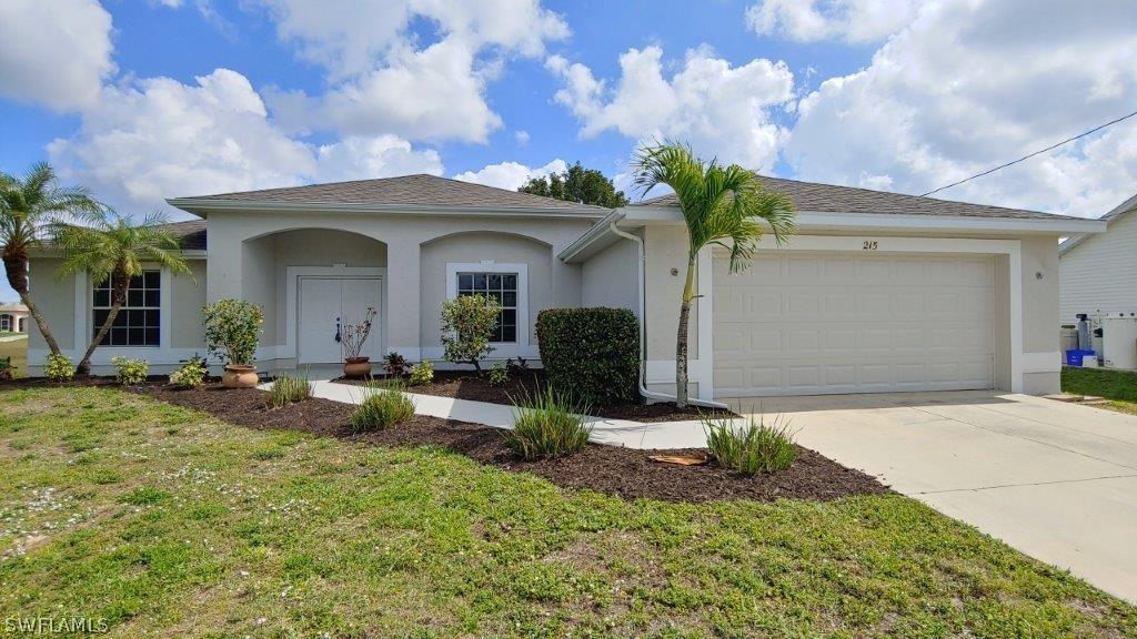 215 SW 25th Pl., Cape Coral, FL 33991