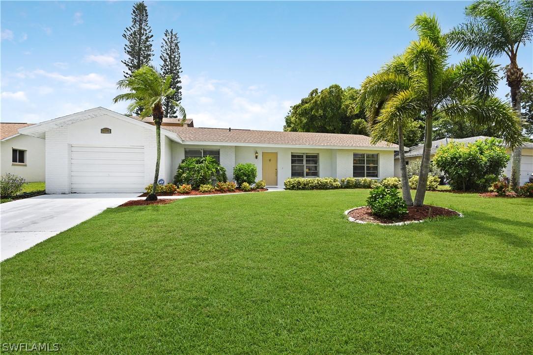 525 SE 8th Pl., Cape Coral, FL 33990