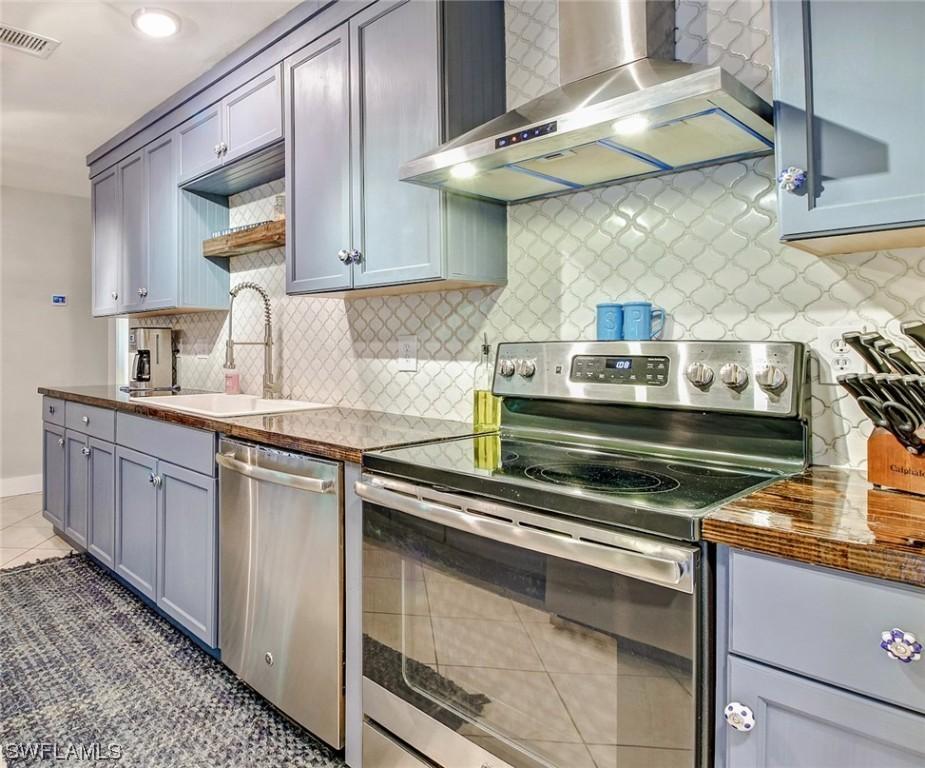 17405 Lebanon Rd., Fort Myers, FL 33967