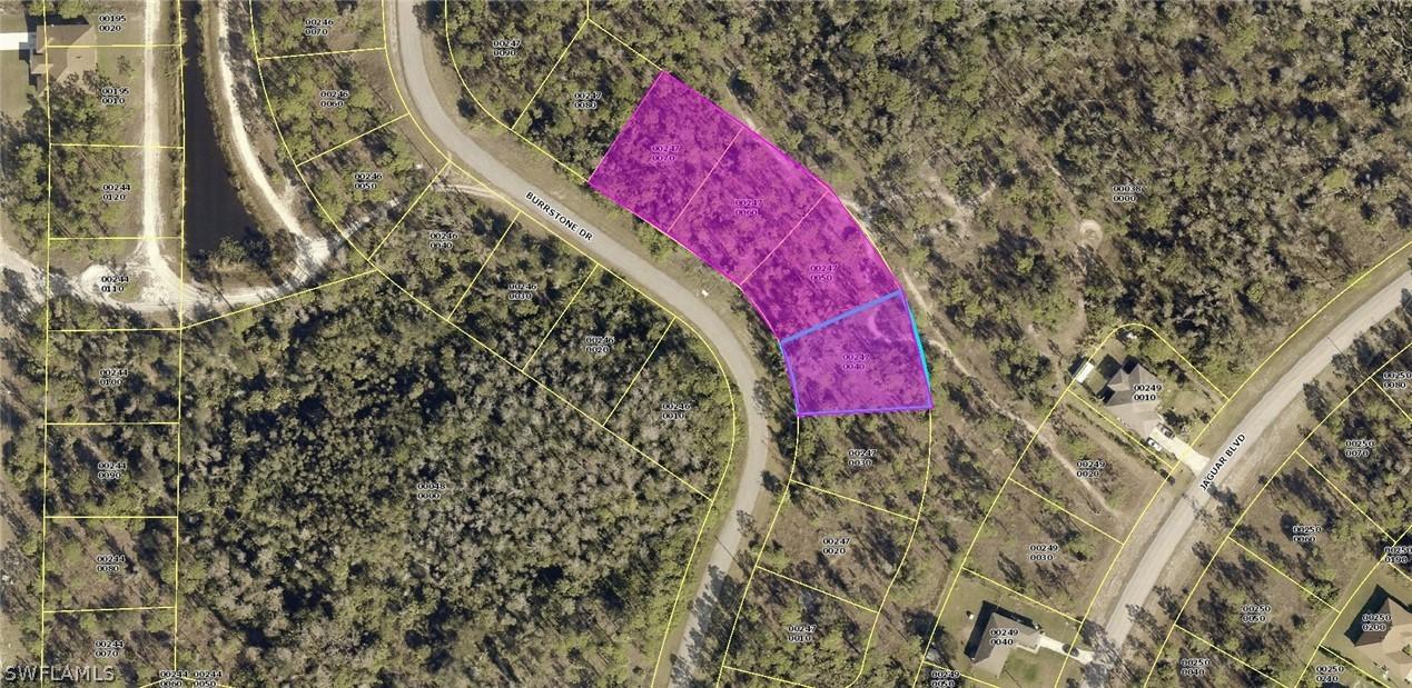 434 Burrstone Dr., Lehigh Acres, FL 33974