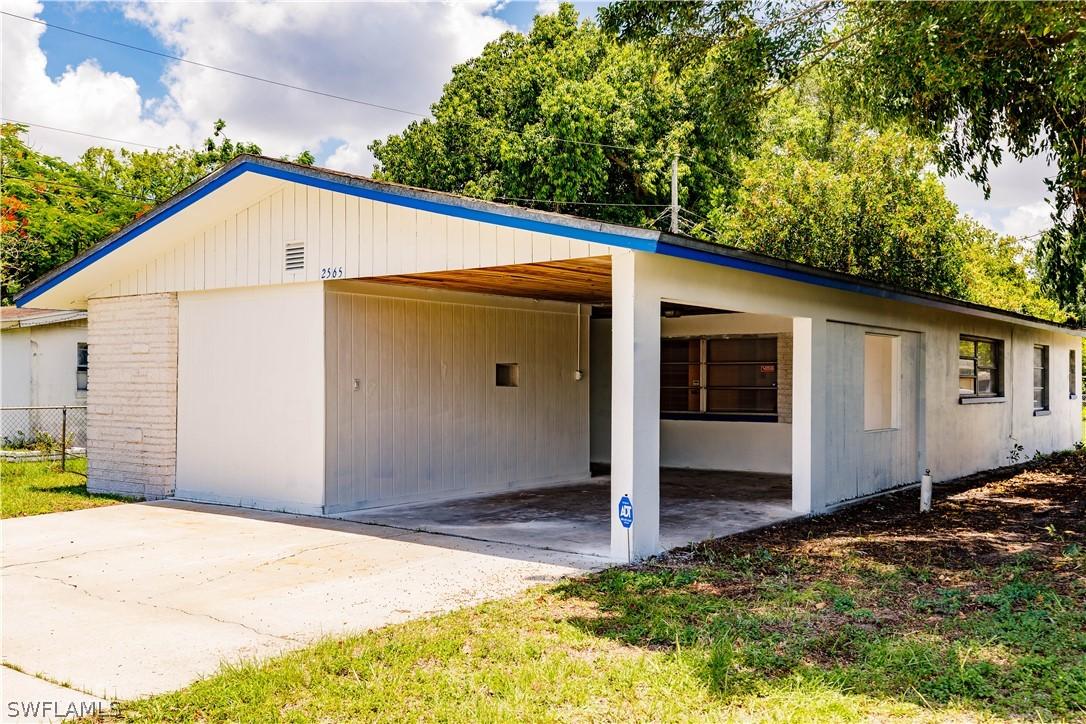 2565 Hanson St., Fort Myers, FL 33901