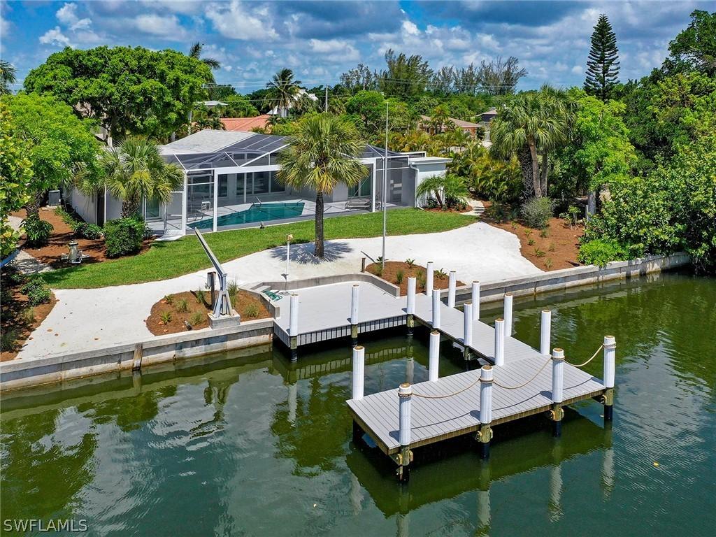 852 Lindgren Blvd., Sanibel, FL 33957