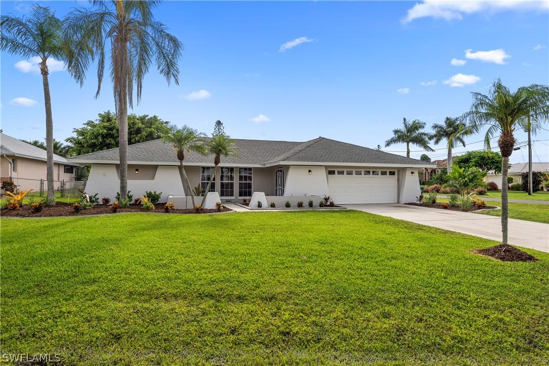 3612 SE 21st Pl., Cape Coral, FL 33904
