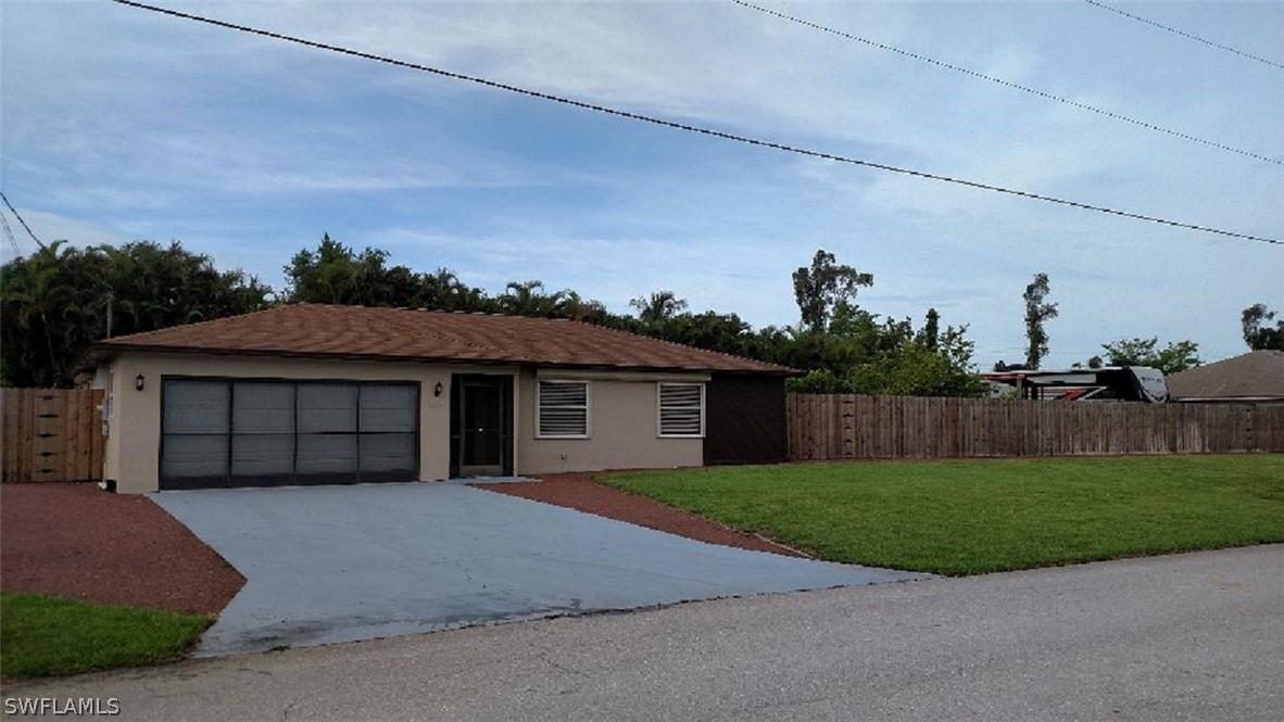7650 Laurel Valley Rd., Fort Myers, FL 33967