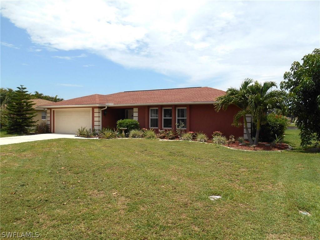 1951 Palaco Grande Pkwy., Cape Coral, FL 33904