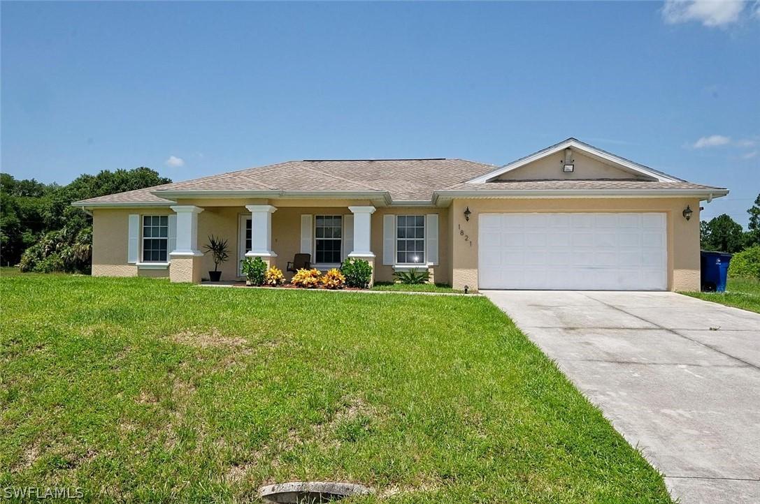 1821 Wellington Ave., Lehigh Acres, FL 33972
