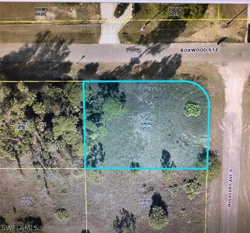 634 Mulberry Ave., Lehigh Acres, FL 33974