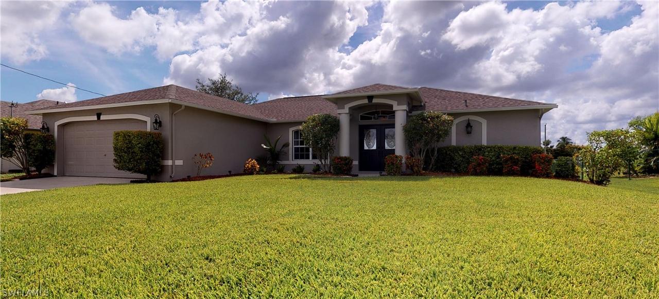 3049 NW 4th Pl., Cape Coral, FL 33993