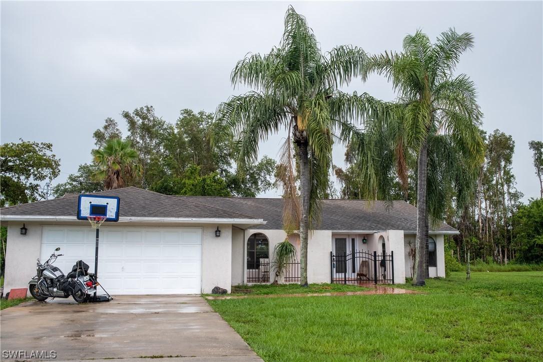 17277 Phlox Dr., Fort Myers, FL 33967