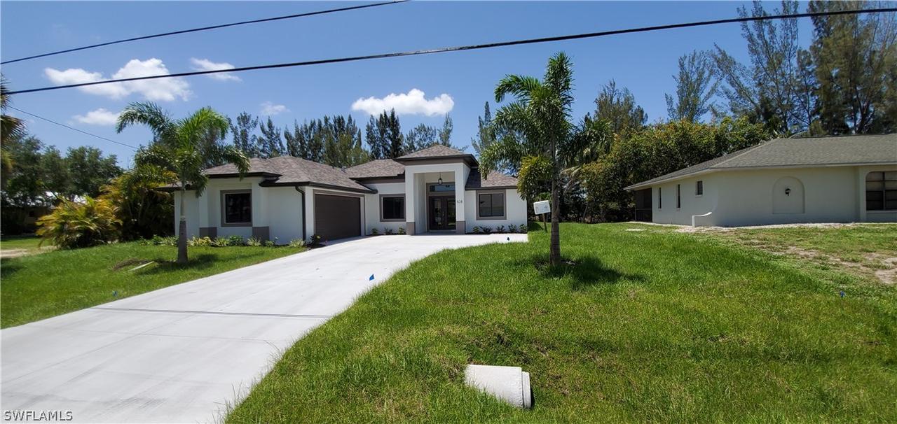 528 SW 12th Ter., Cape Coral, FL 33991