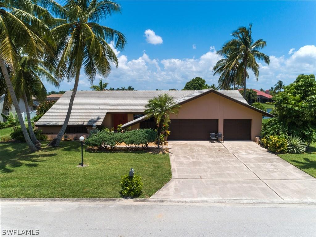 6937 Wittman Dr., Fort Myers, FL 33919